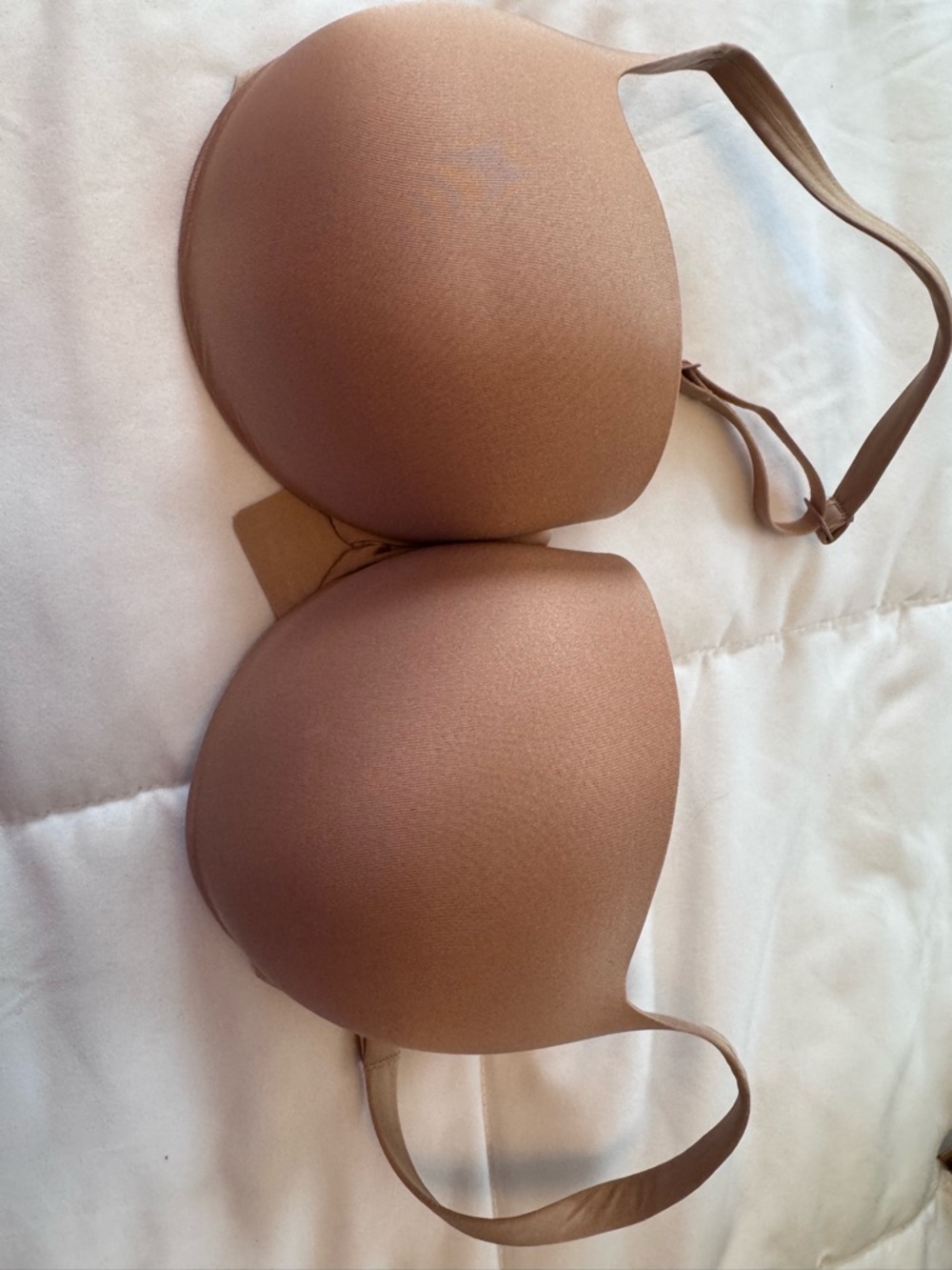 SKIMS T-Shirt Bra in Warm Tan